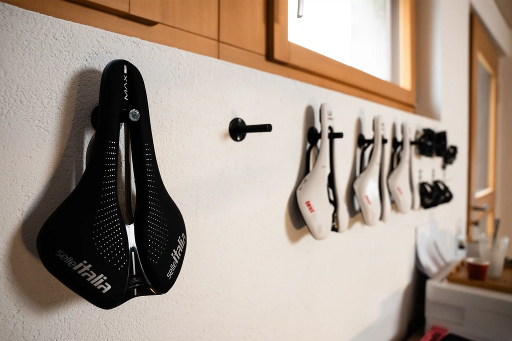 Saddles available at Vélobsessive